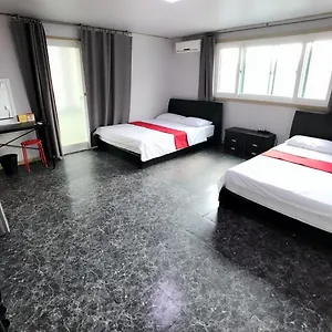 2* Pensión 1012 House Namsan - Foreigner Only